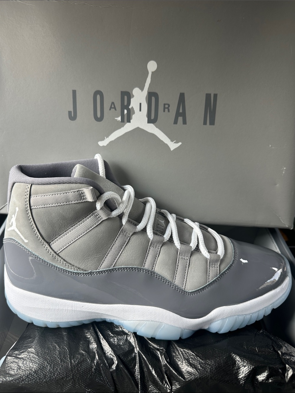 Retro Jordan 11 Sneakers | Cool Grey